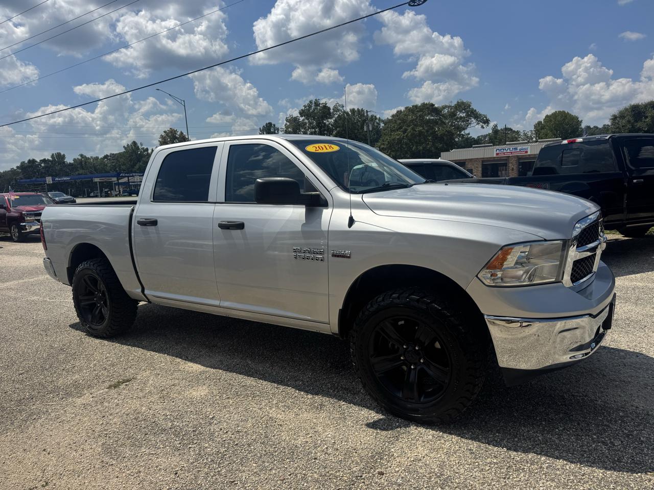 ram ram 1500 pickup 2018 1C6RR7KT2JS338445 image ram ram 1500 pickup 2018 1C6RR7KT2JS338445 image